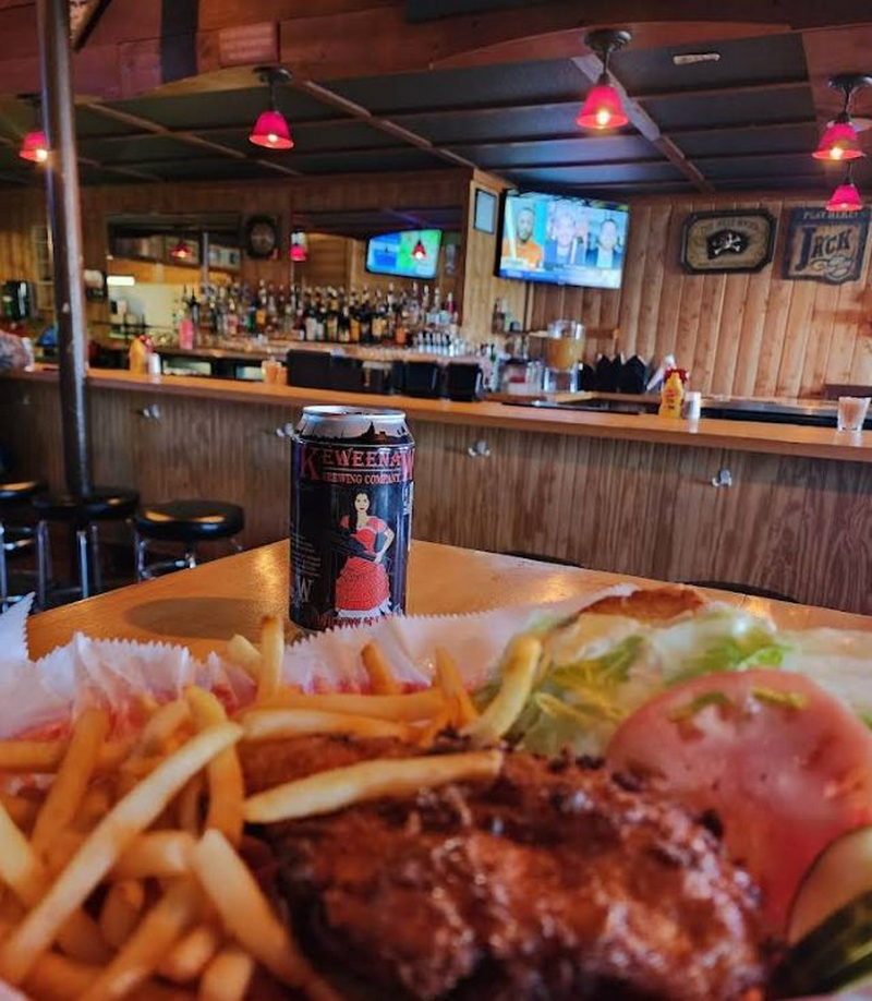 Torrey Tavern (Wolverine Hotel) - Torrey Tavern From Web Listing (newer photo)